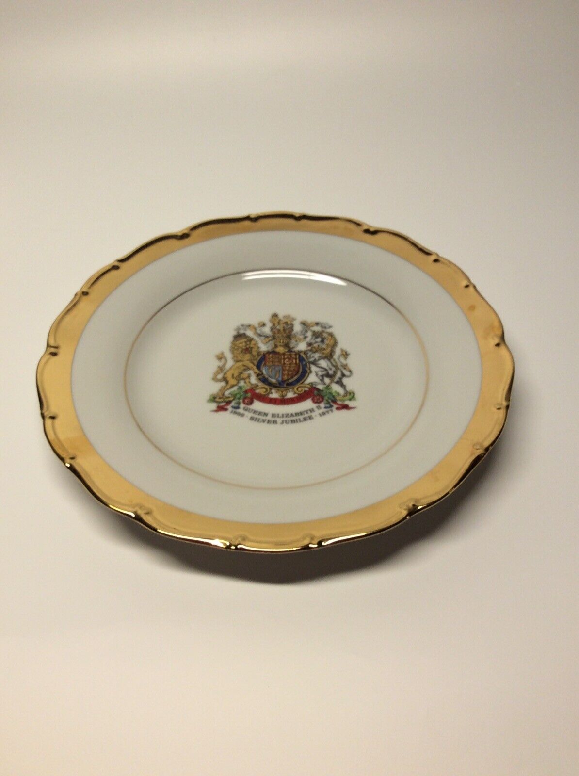 1792 Haas Czjzek Queen Elizabeth II Silver Jubilee Plate 1953 - 1977 Heavy Gold