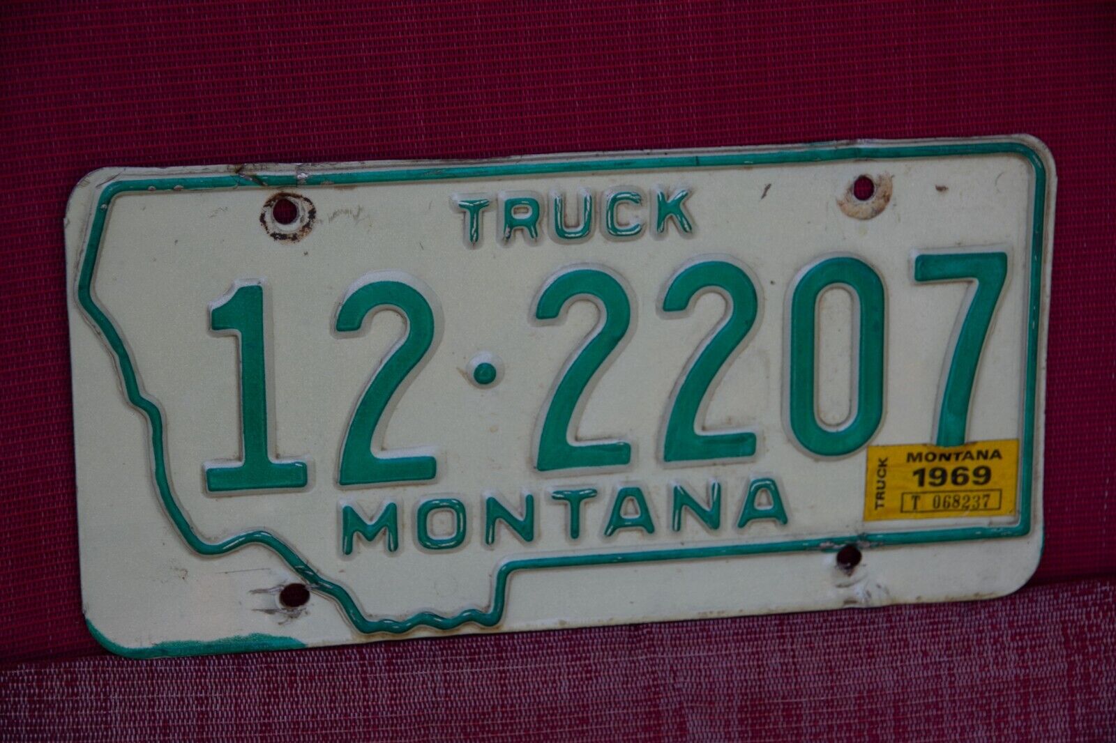 1968 / 1969  MONTANA License Plate * HILL COUNTY * TRUCK * \'68 BASE W/ \'69 STCKR