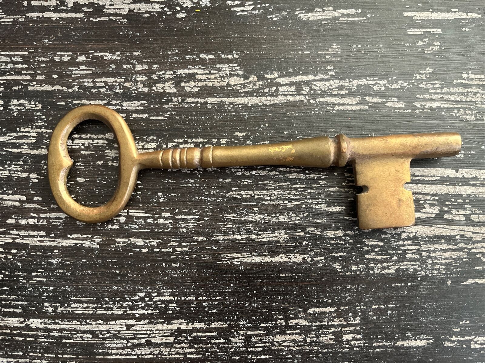 Antique  Vintage HEAVY 7.5” Skeleton Brass Key