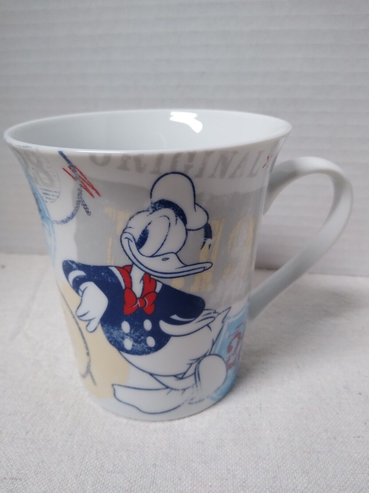 HTF New Disney Original Donald Duck Americana Since 1928 Coffee Cup Mug Large