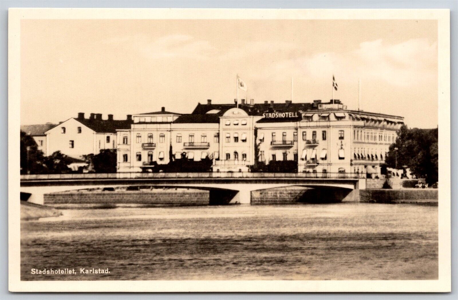 Postcard Stadshotellet, Karlstad RPPC P166