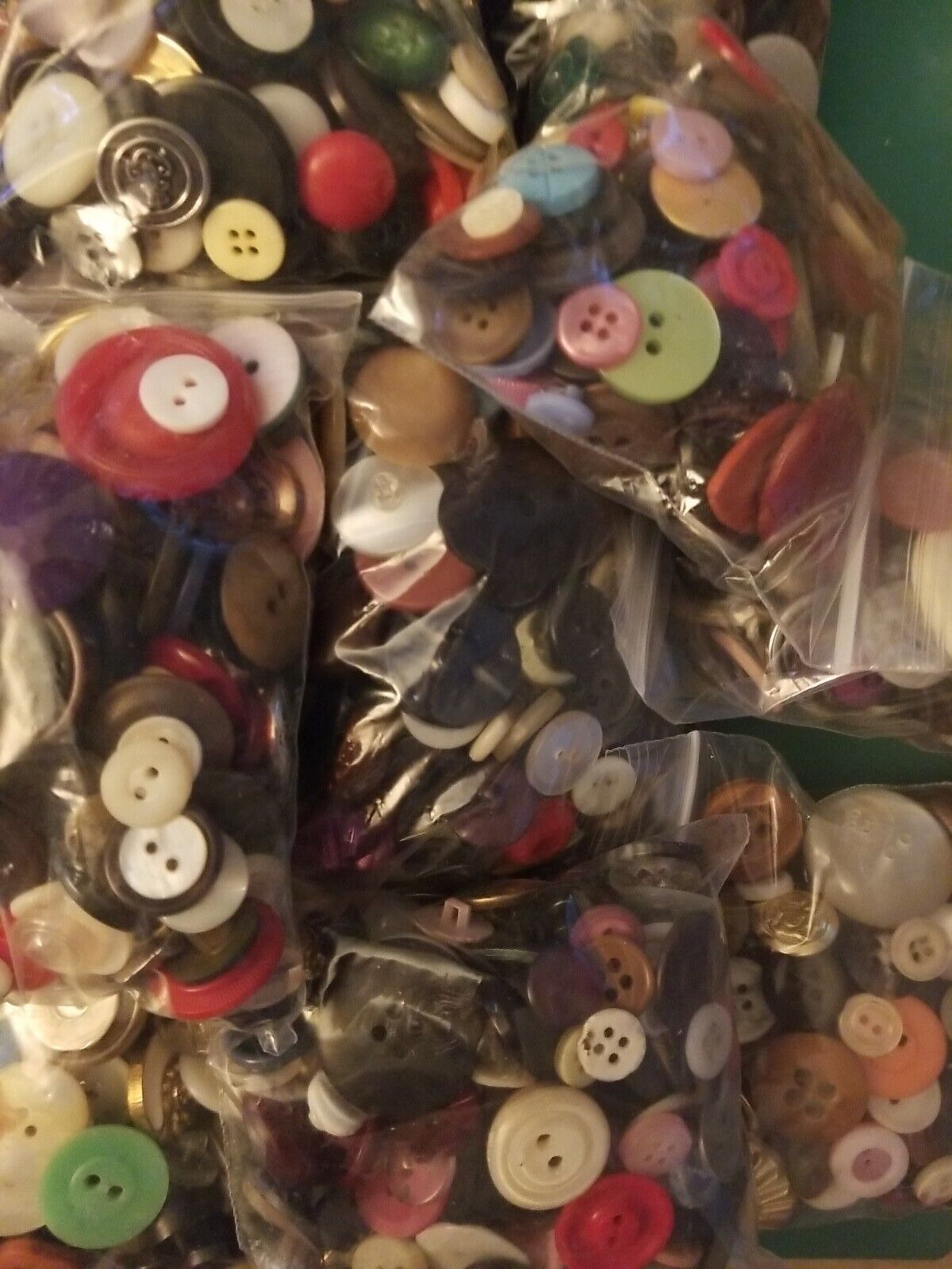 Small Lots Of Vintage Antique Buttons