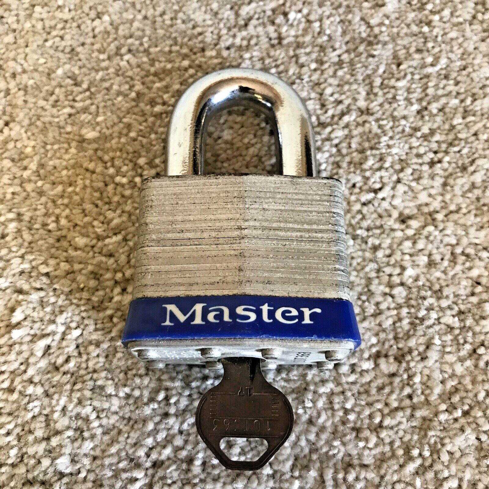 Master Lock Padlock No 17 Heavy Duty Case Hard with 1 Key