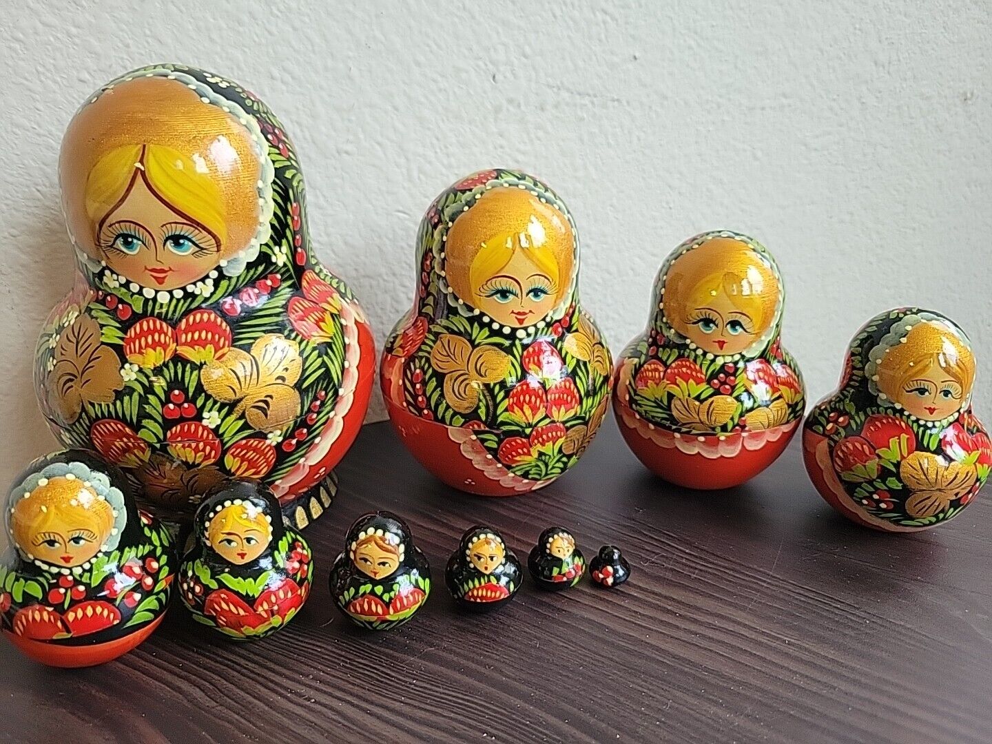 Vintage Hand painted Russian Nesting Doll Signed 10pc Strawberry Print 6\