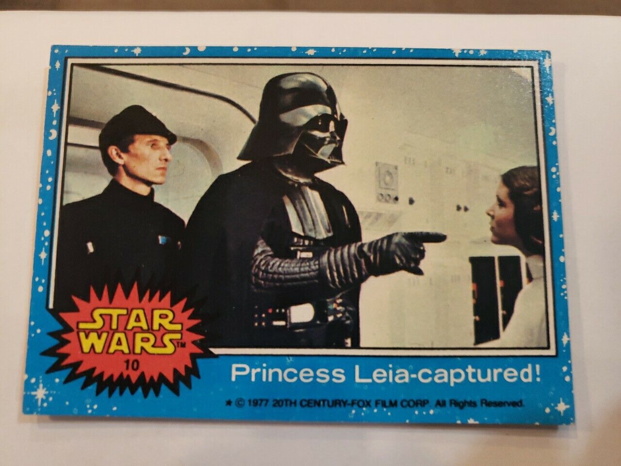 1977 Topps Star Wars Series 1- Darth Vader Princess Leia Captured #10