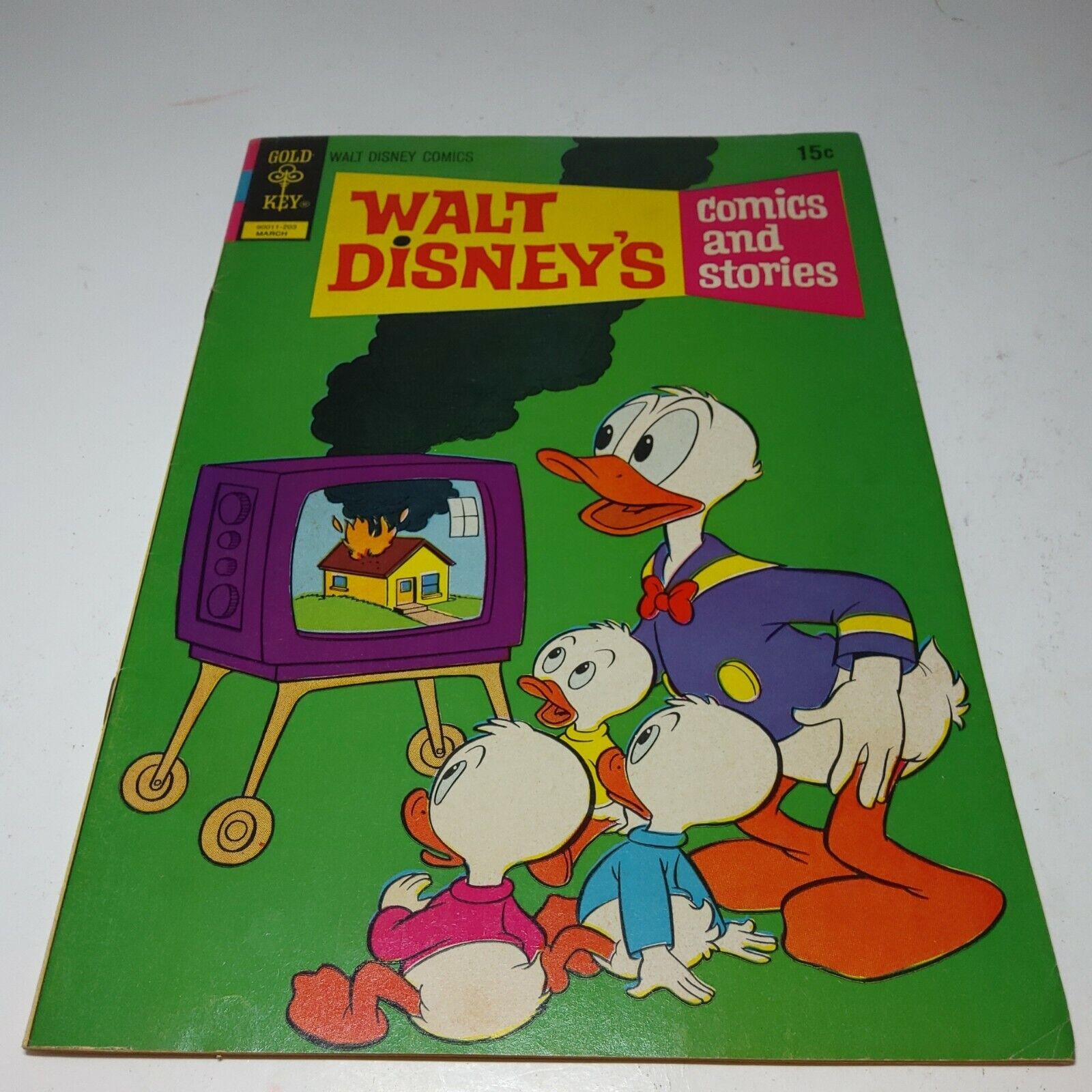 Walt Disney\'s Comics And Stories, Vol 32, No. 6, March 1972 Donald Duck ungraded