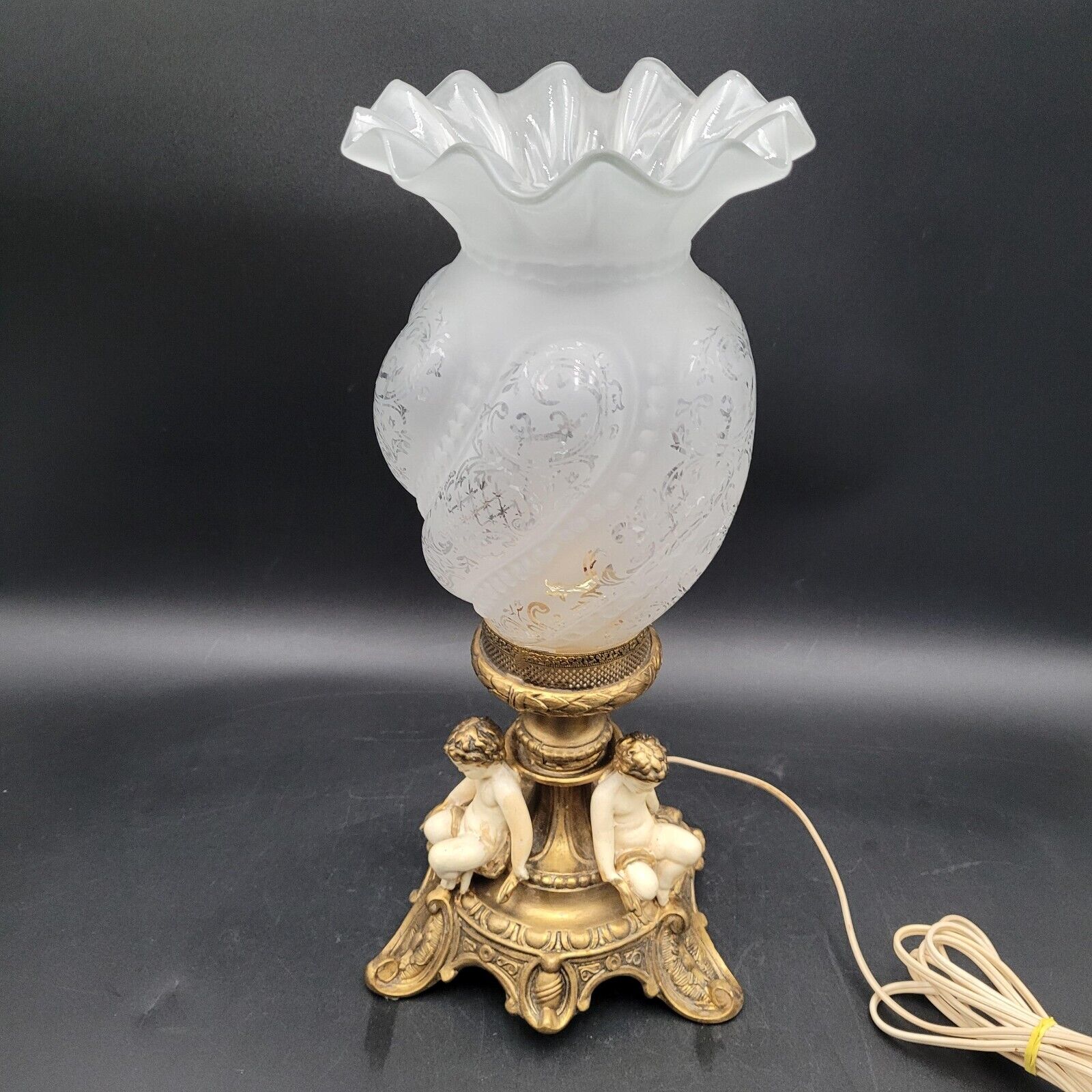 Rare 1920s Vintage 3 Cherub Brass Lamp Ornate Ornate Ruffeled Etched Shade Spain