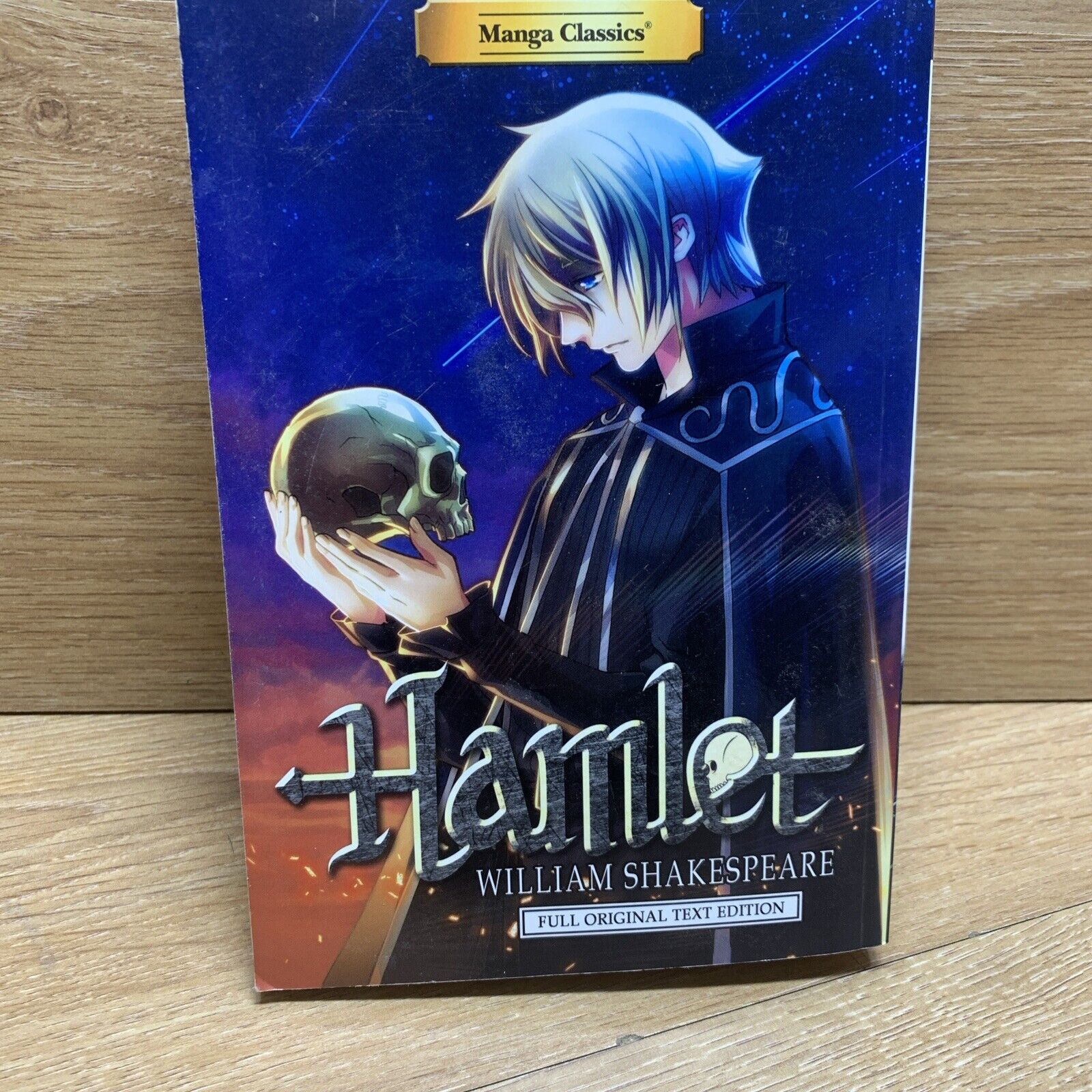 Manga Classics: Hamlet by William Shakespeare Full original Text Edition