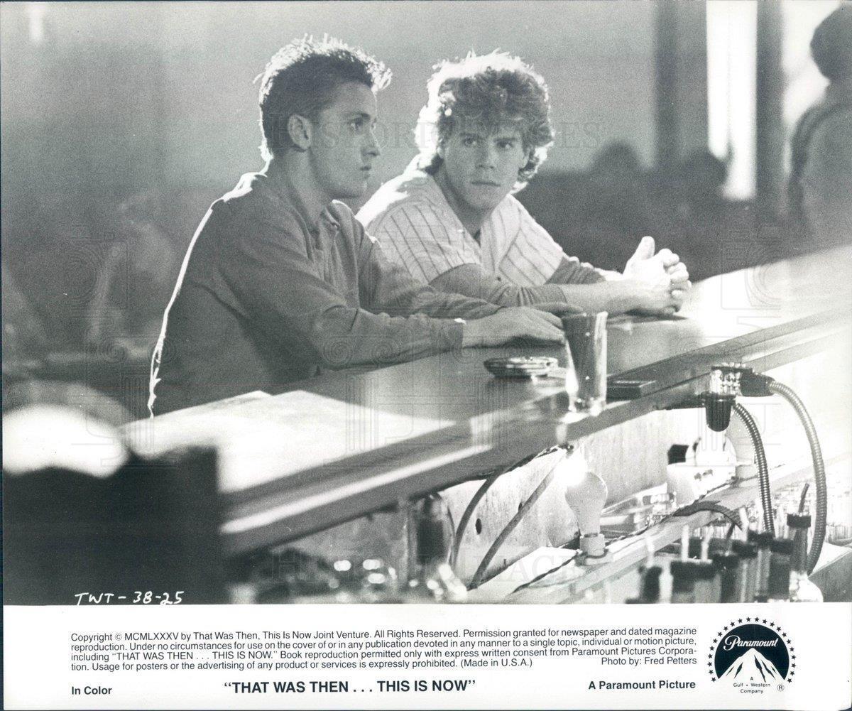 1985 Press Photo Actors Emilio Estevez, Craig Sheffer - rkf3291