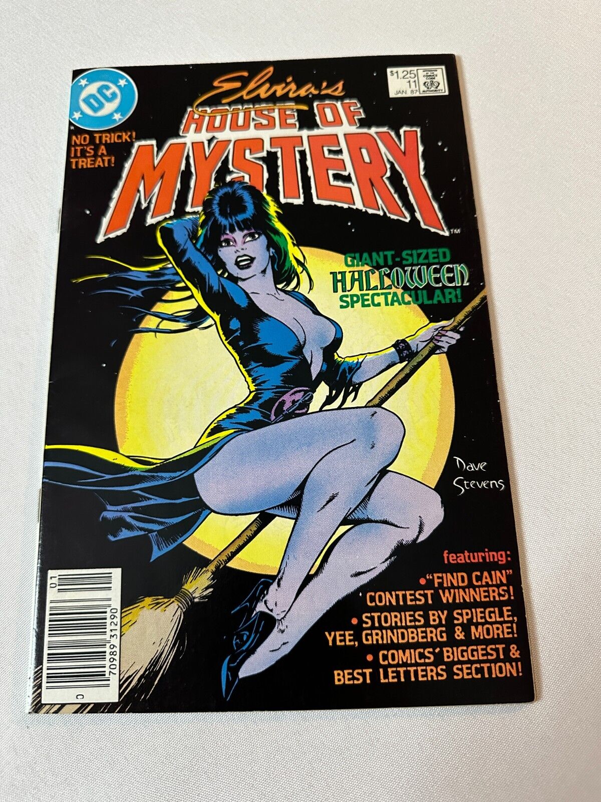Elvira\'s House Of Mystery #11 [1987] AMAZING condition Giant Halloween issue