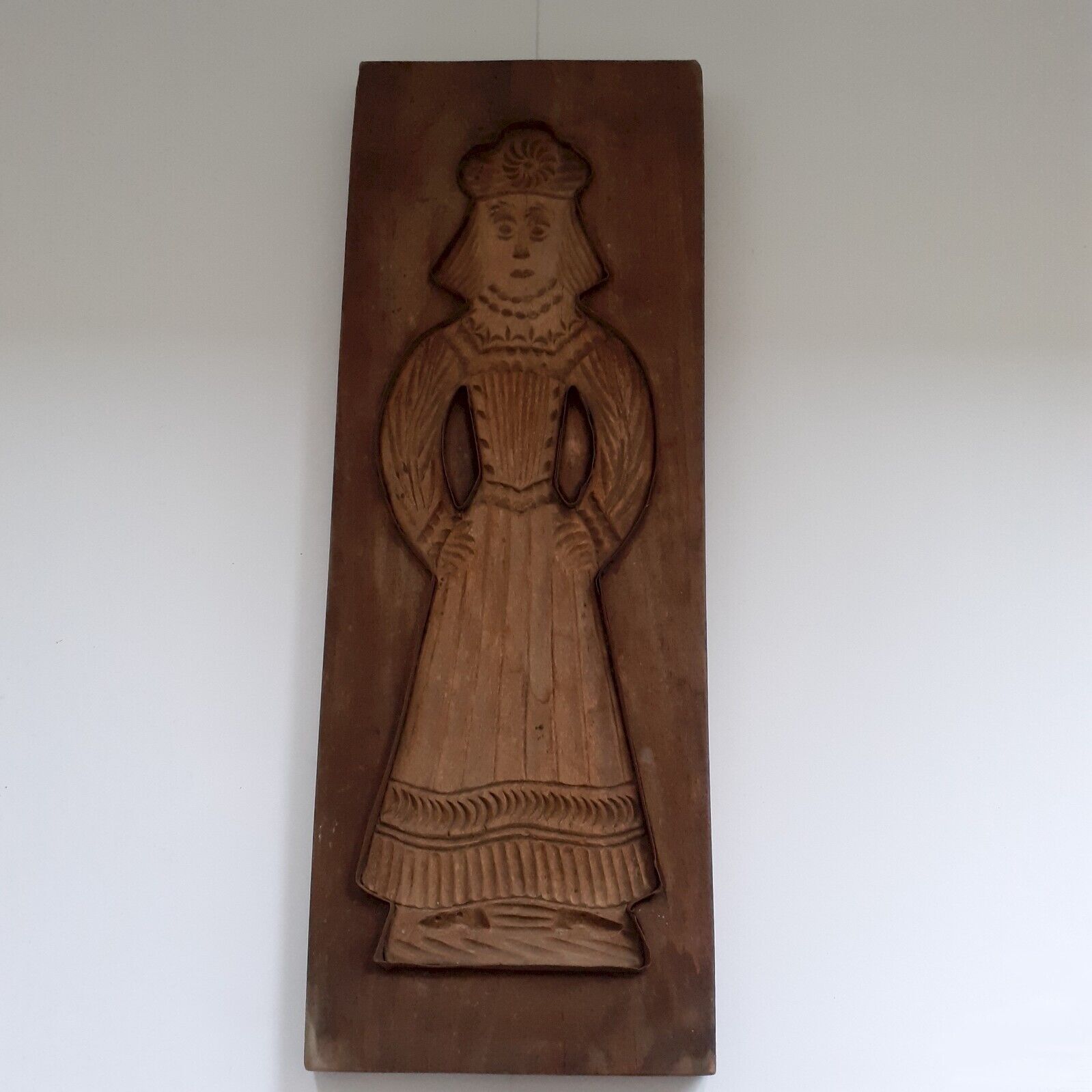 Extremely Rare Old Dutch Wood Queen Springerle Cookie Board Mold 18.1 in (46 cm)
