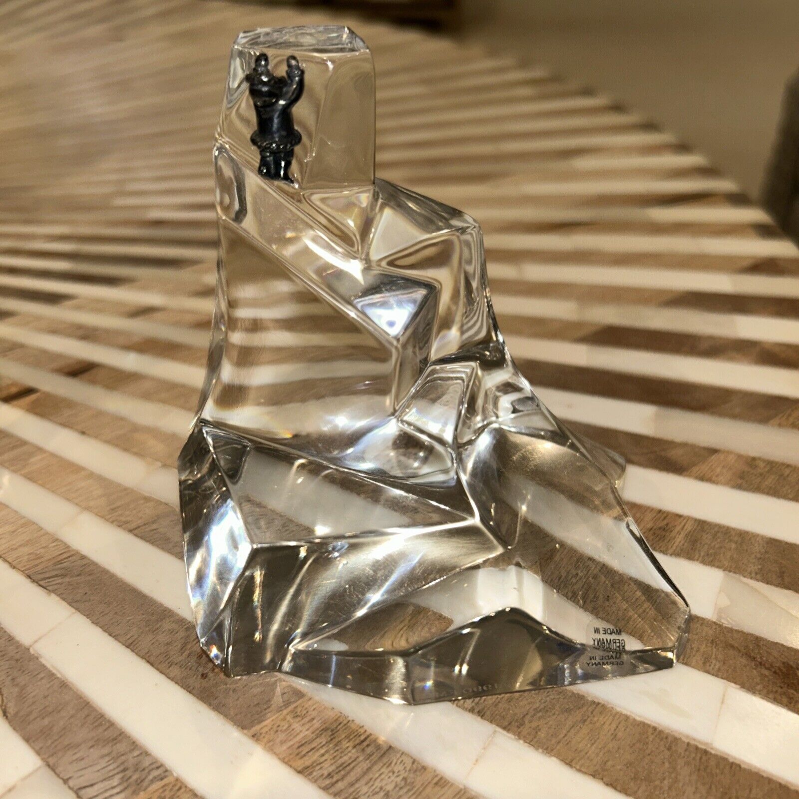 The Franklin Mint Crystal Iceberg Paperweight 1993 With Eskimo Climber