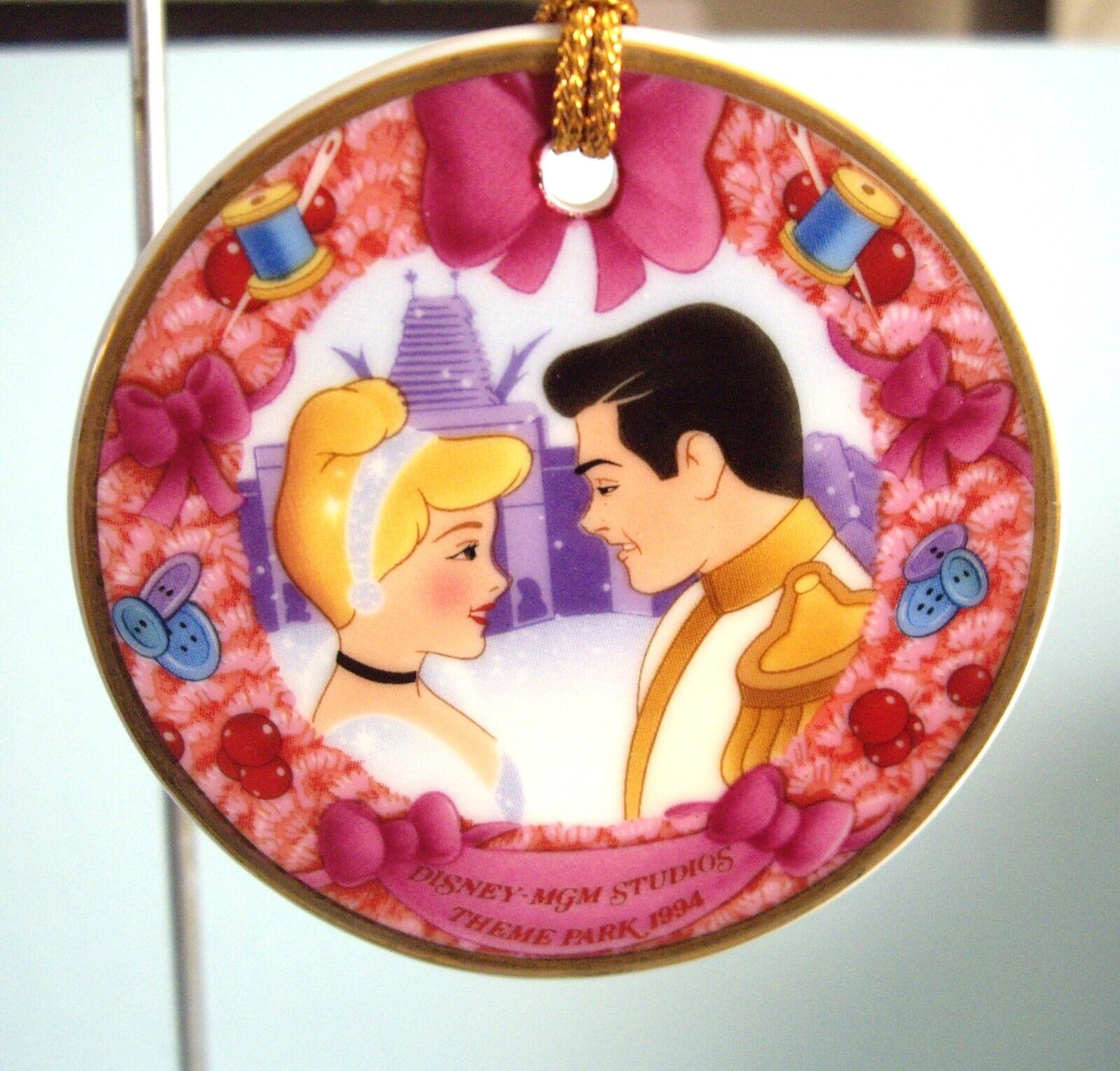 VINTAGE Disney 1994 MGM STUDIOS , Porcelain Disc Ornament, CINDERELLA