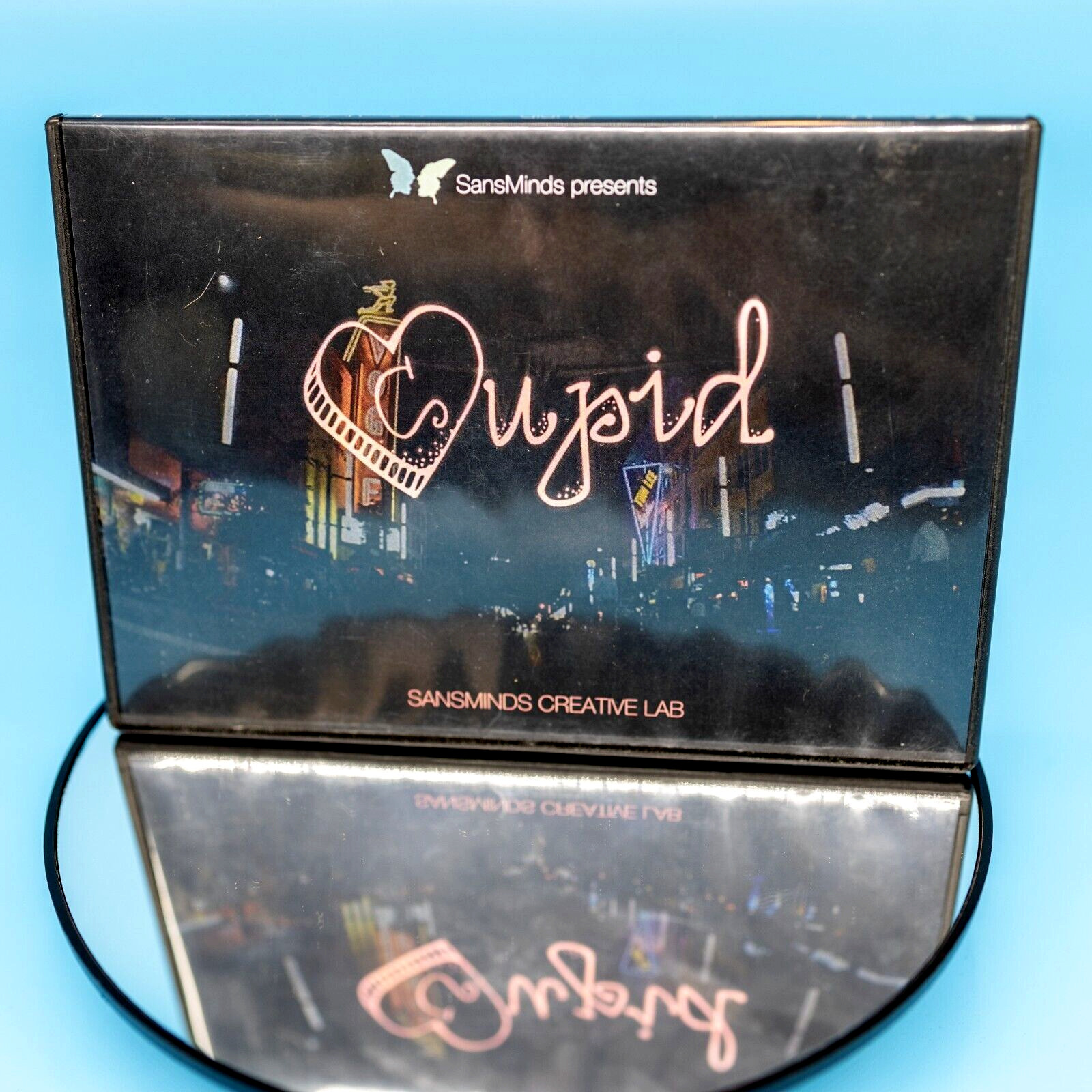 CUPID by SansMinds Creative Lab (DVD and Gimmick)  - Magic Card Trick - Visual