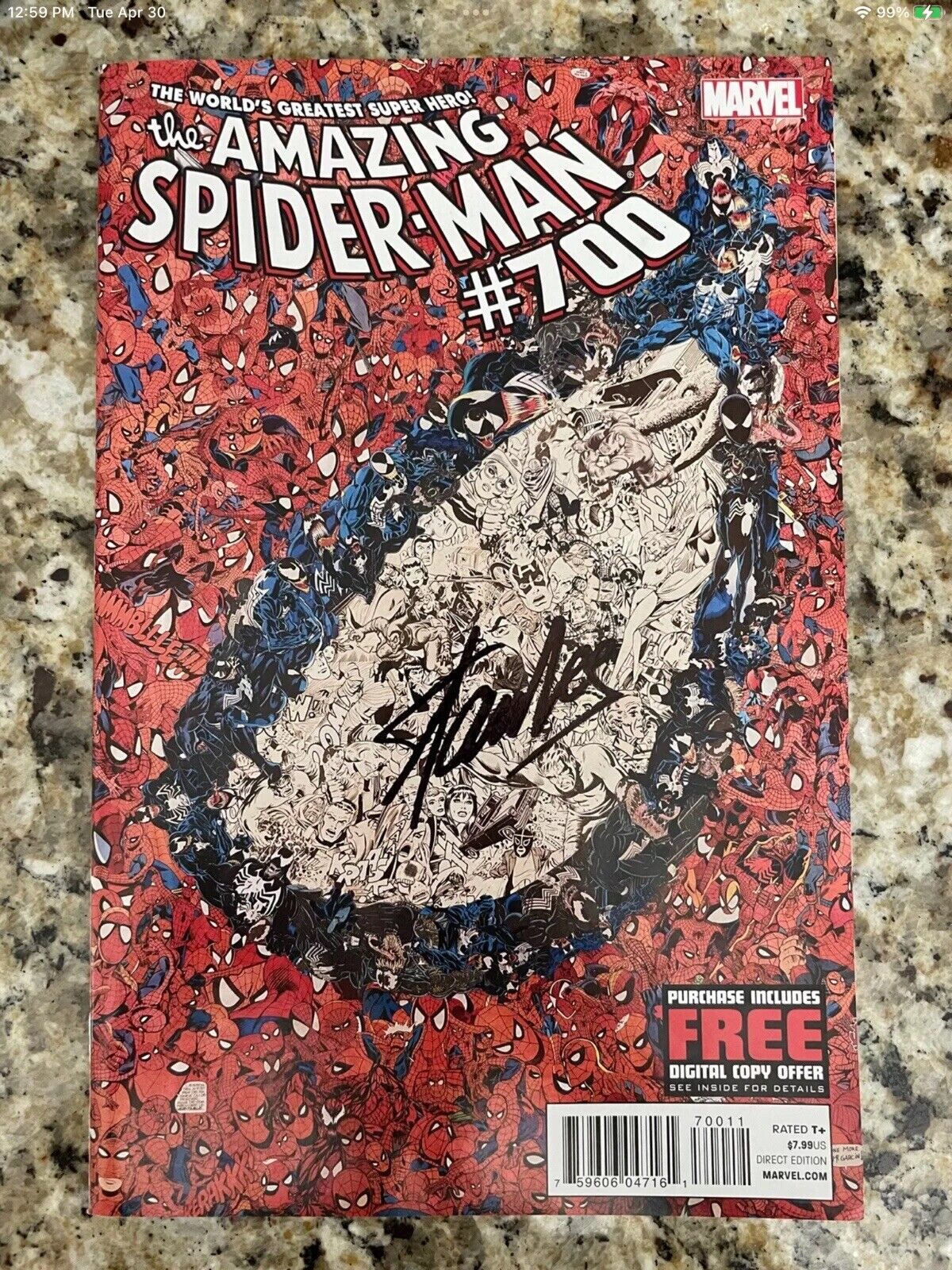 Amazing Spider-Man 700 NM Signed by Stan Lee Venom Carnage Final Issue