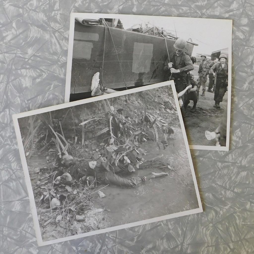 2 Original photos of dead vietnamese war casualties Vietnam VC Viet Cong 8x10\