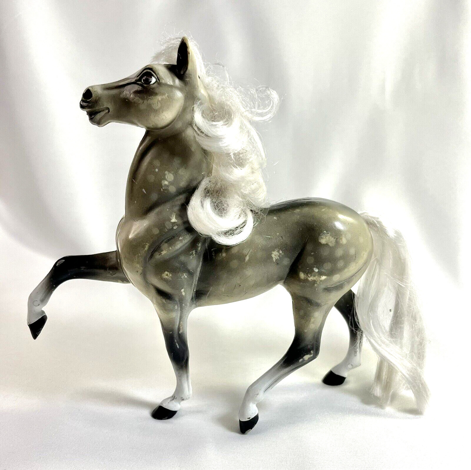 Reeves Breyer Gray Horse with White Hair Mane & Tail