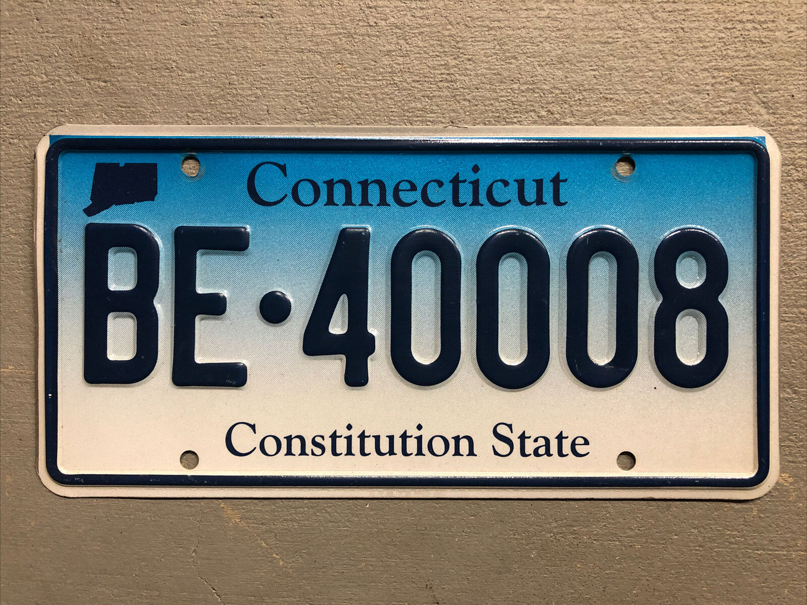 VINTAGE CONNECTICUT LICENSE PLATE BLUE/ WHITE FADE RANDOM LETTERS/NUMBERS NICE