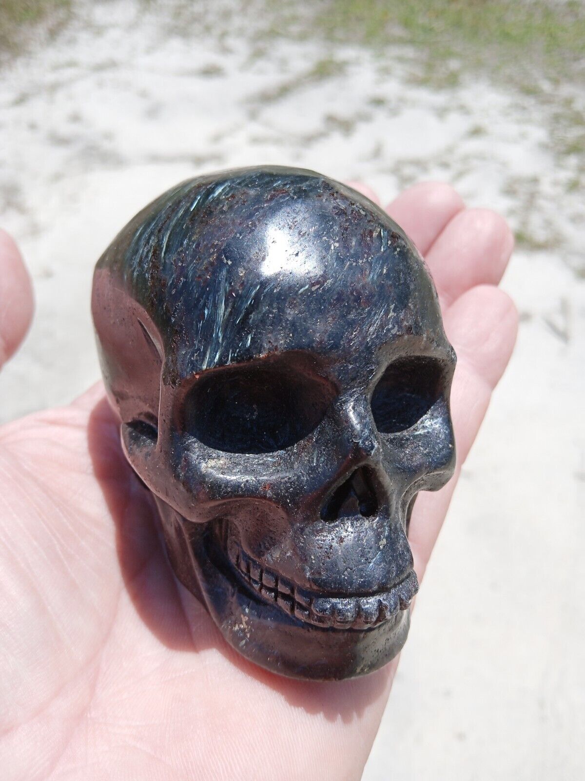 Beautiful Arfvedsonite Garnet Crystal Skull Carving. 3.25\