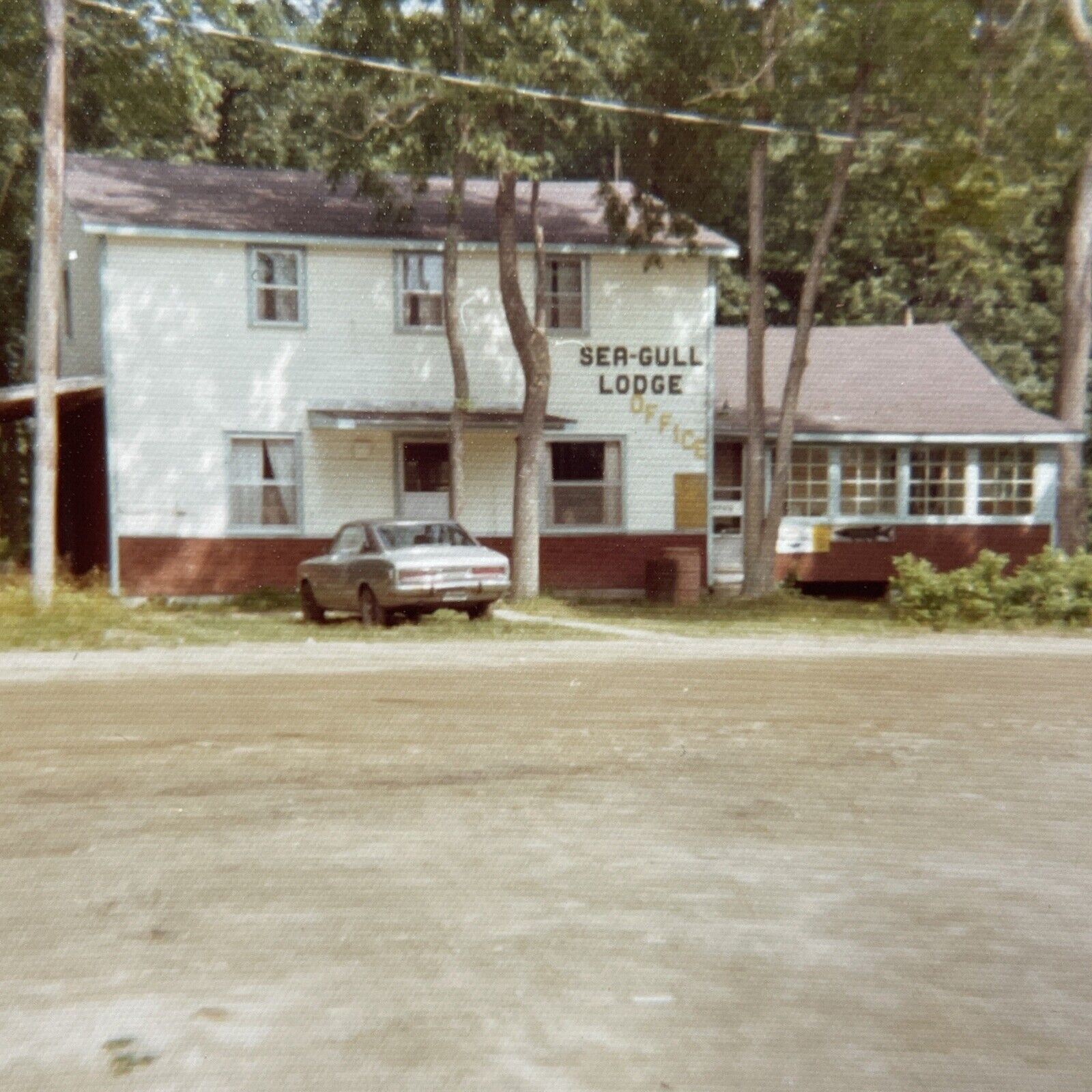 Vintage 1970s Sea-Gull Lodge Sturgeon Falls Ontario Color Photograph Photo V2584