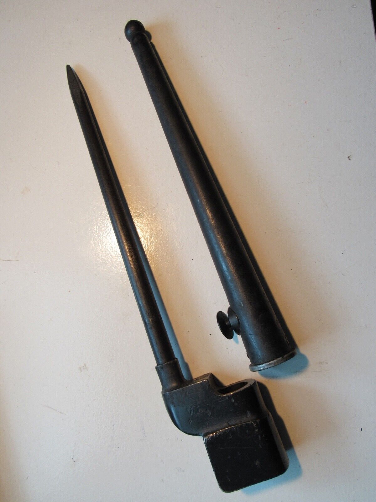 VINTAGE Spike Bayonet and Scabbard WW ll English? Antique Nice Militaria