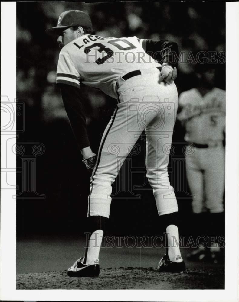 1985 Press Photo Kansas City Royals' Baseball Pitcher Mike LaCoss Versus Orioles