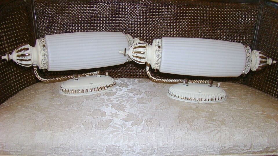 Vintage Pair of Mid Century Regency Sconces Light Fixtures