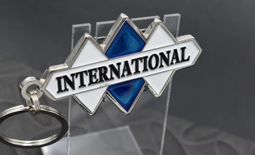 International 3 diamonds vintage looking keychain