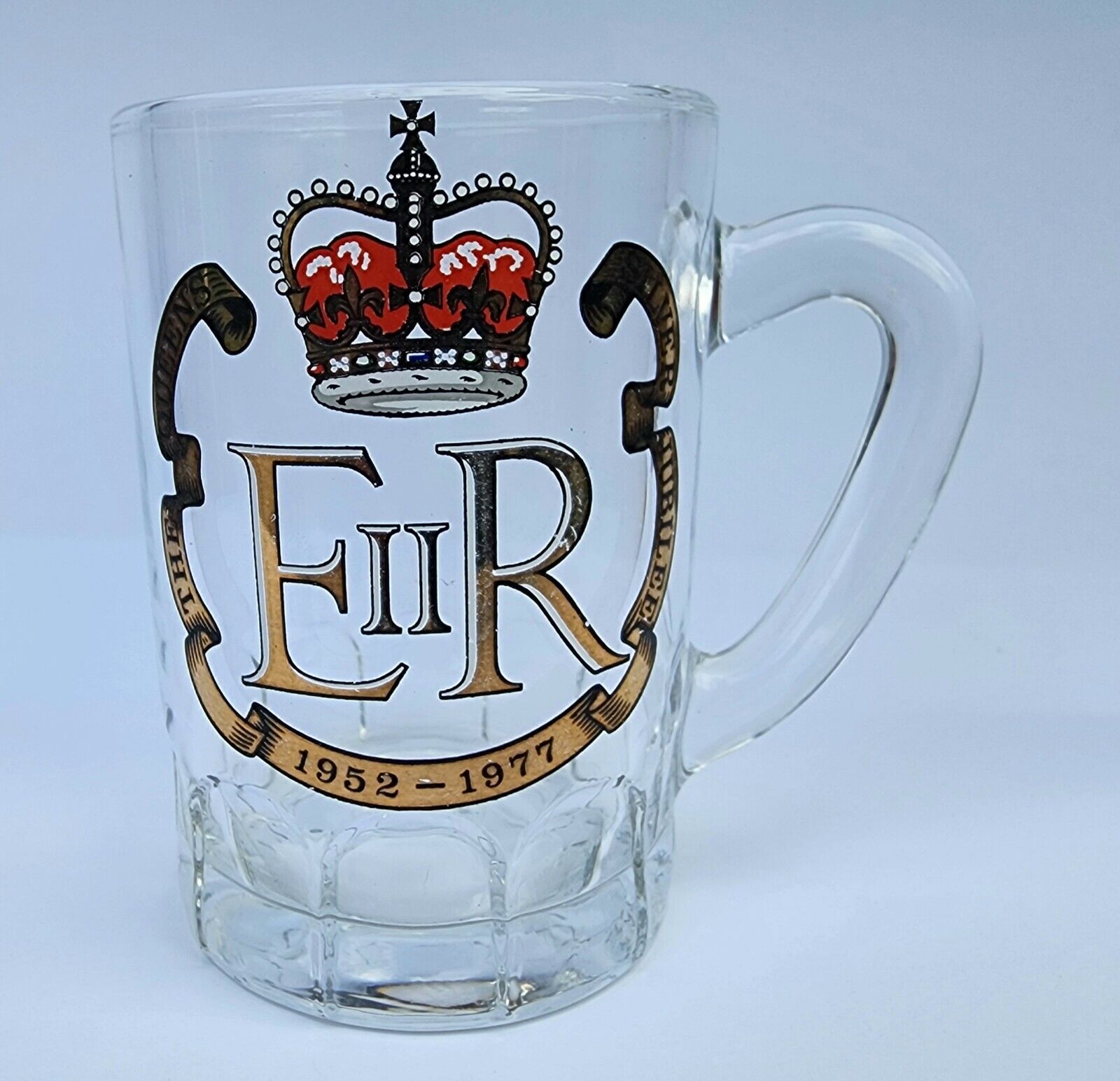 Vintage QUEEN ELIZABETH ER SILVER JUBILEE 1952-1977 Glass Mug British Royalty