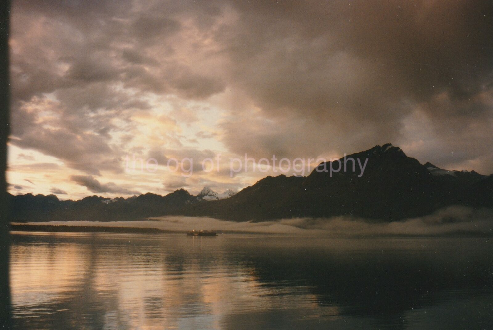 Alaska Waterscape FOUND PHOTOGRAPH Color  Original Snapshot 93 6 L