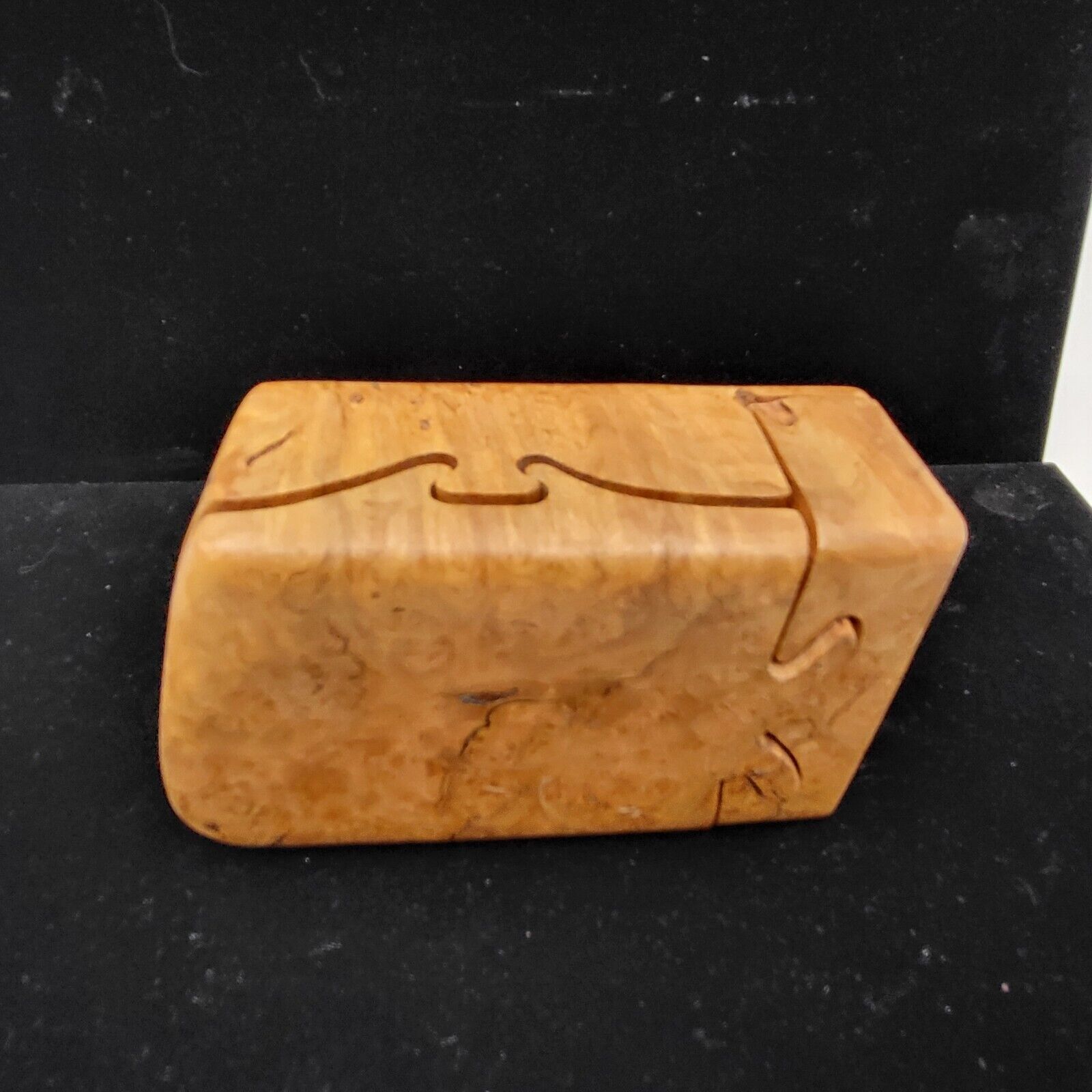 Vintage Hand Carved Burl Wood Puzzle Jewelry Trinket Box signed Richard Rothbard