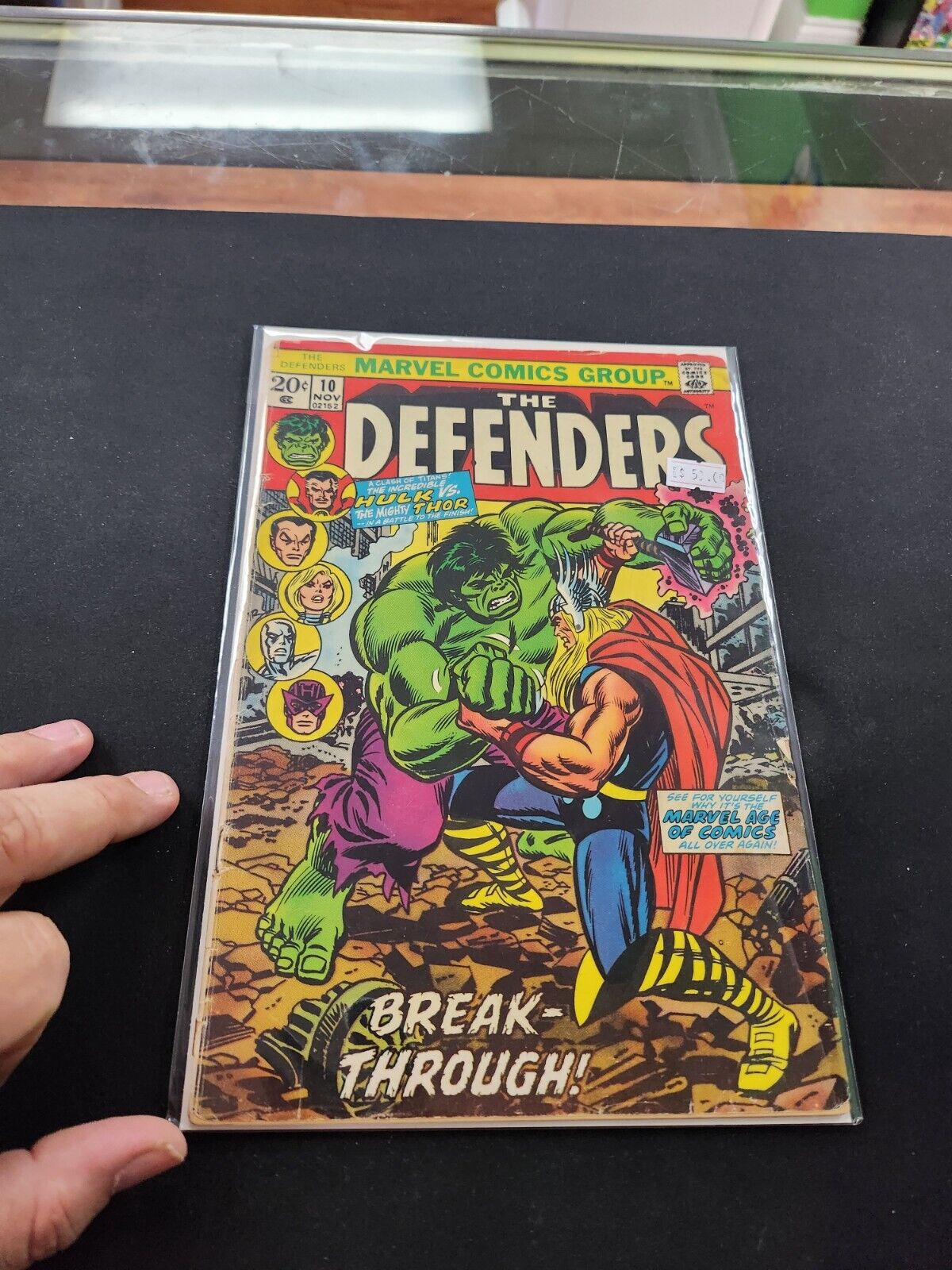 DEFENDERS #10 \'Thor vs Hulk\' (1973) Marvel Key appearance