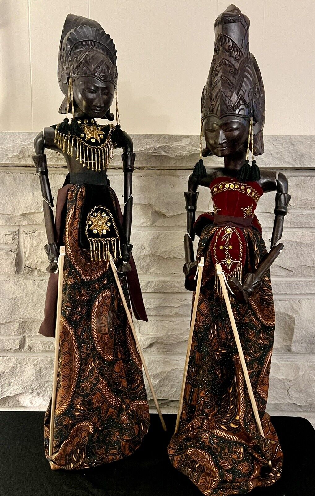 Vintage Pair of Wooden Rod Puppet Dolls Indonesian 28” Tall King~27” Tall Queen