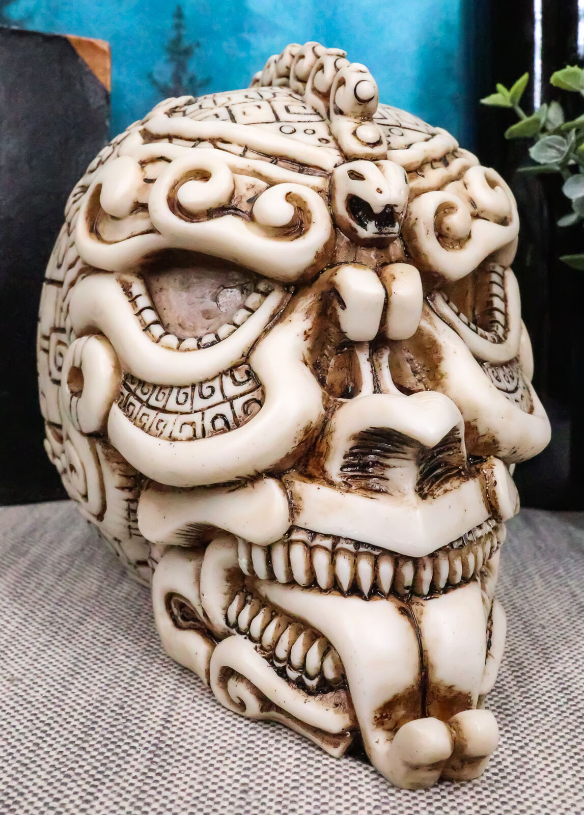 Aztec Quetzalcoatl Snake Cranium Skull Statue Halloween Skeleton Head Figurine