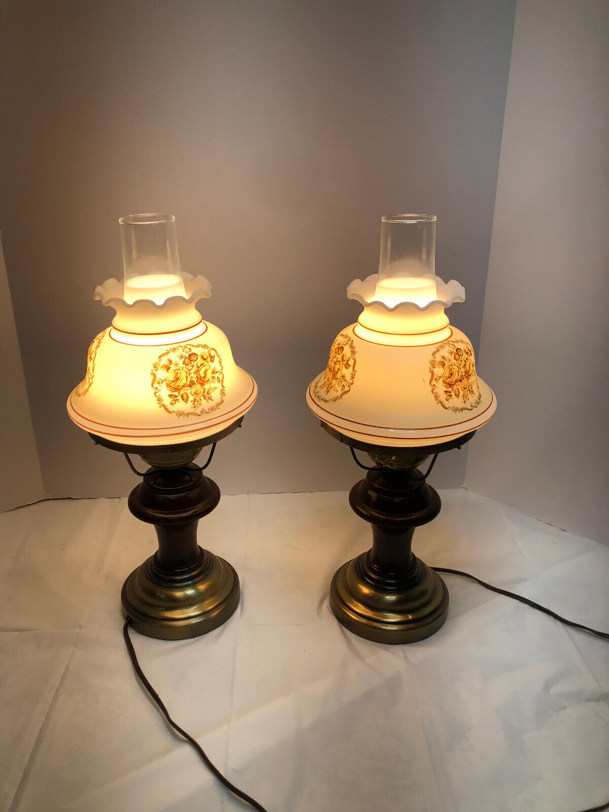 Pair Vintage Gone with The Wind Turned Wood Electric Table Lamp MCM 17\