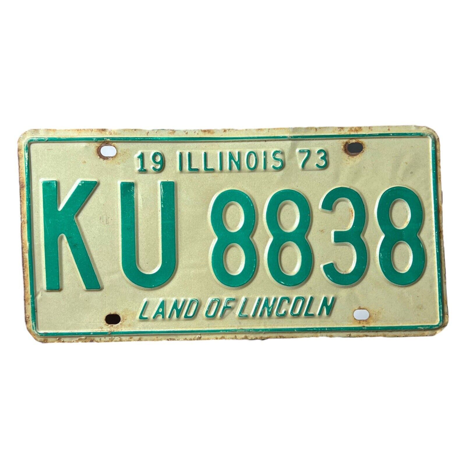 1973 Illinois Land Of Lincoln Green Metal License Plate (KU 8838)