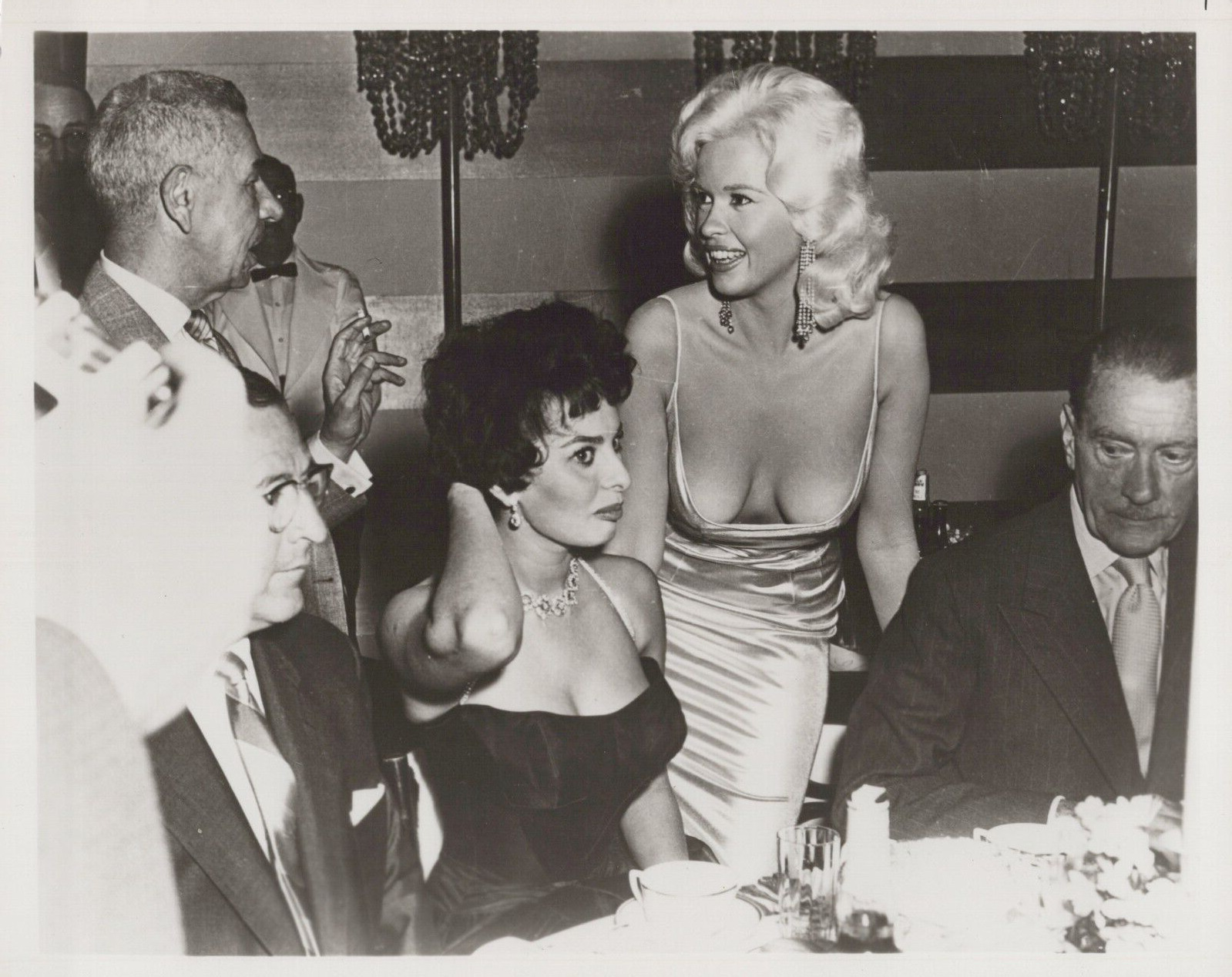 SOPHIA LOREN + JAYNE MANSFIELD AT ROMANOFF'S 1957 ICONIC HOLLYWOOD Photo C34