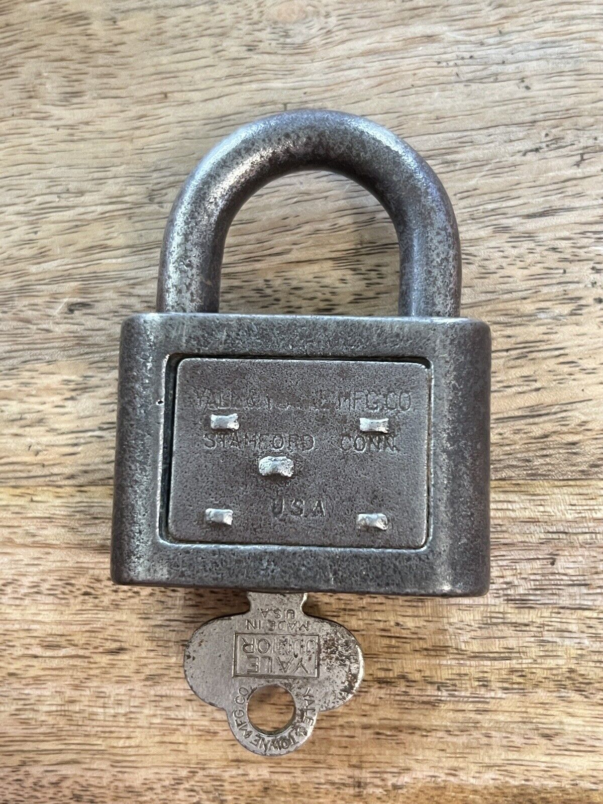 Vintage Old Yale & Town Titan Padlock With Key Lock
