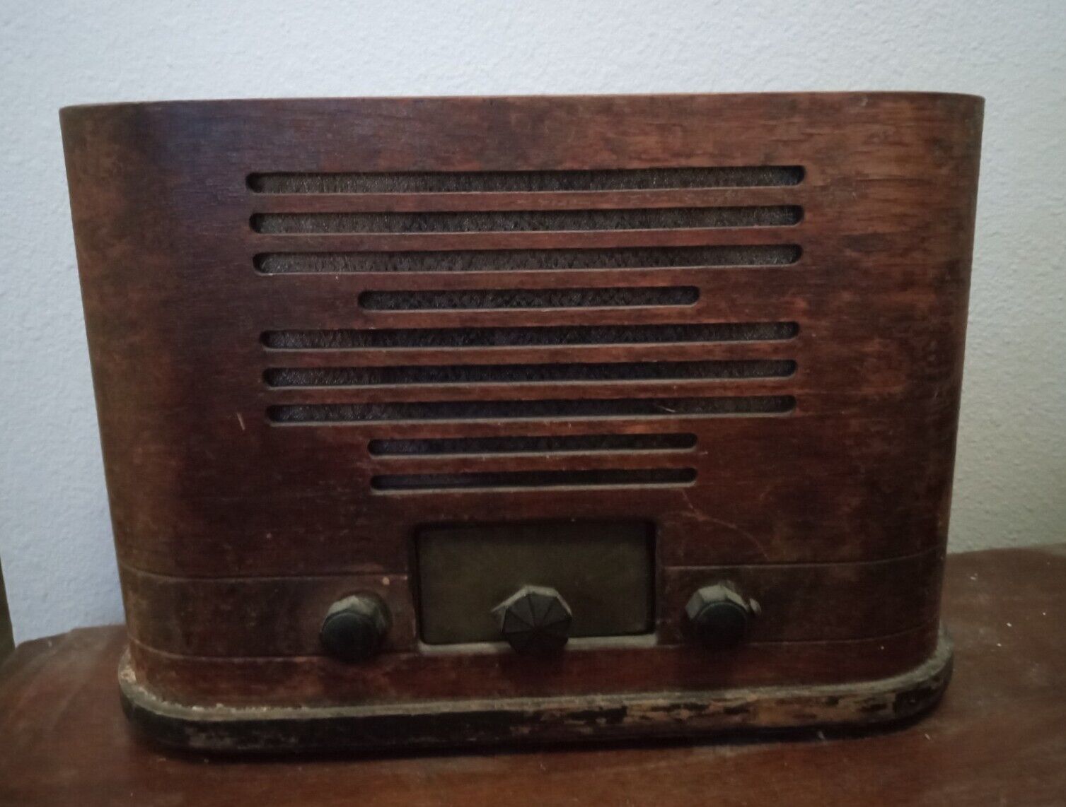 Vintage 1930s International Radio Company Tube Radio *Untested*