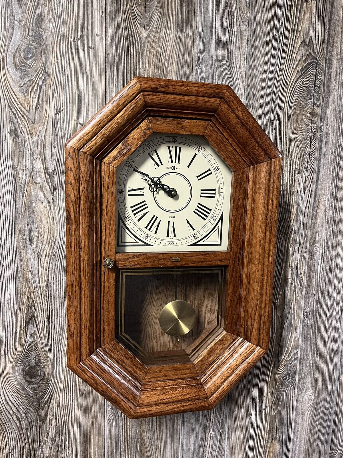 Vintage Howard Miller 612-475 Oak Wood Case Hourly Chime Wall Clock 21x13 WORKS