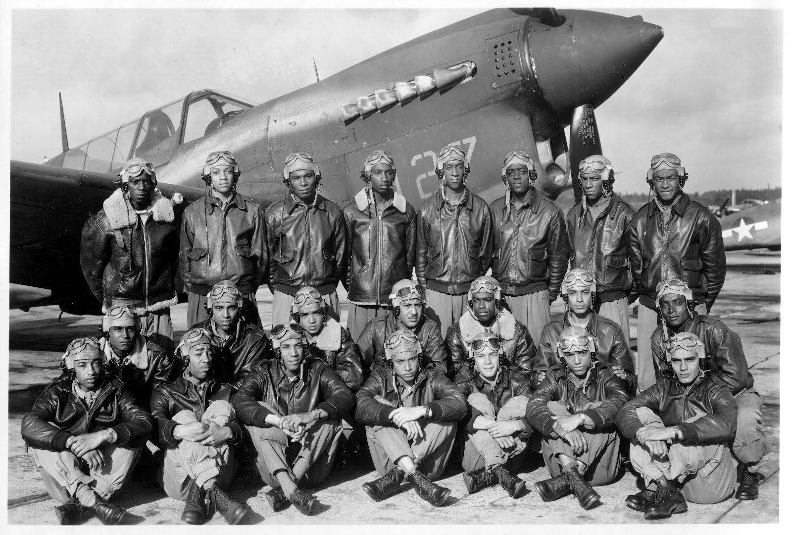 TUSKEGEE AIRMEN 8X10 PHOTO USA PICTURE WWII US MILITARY