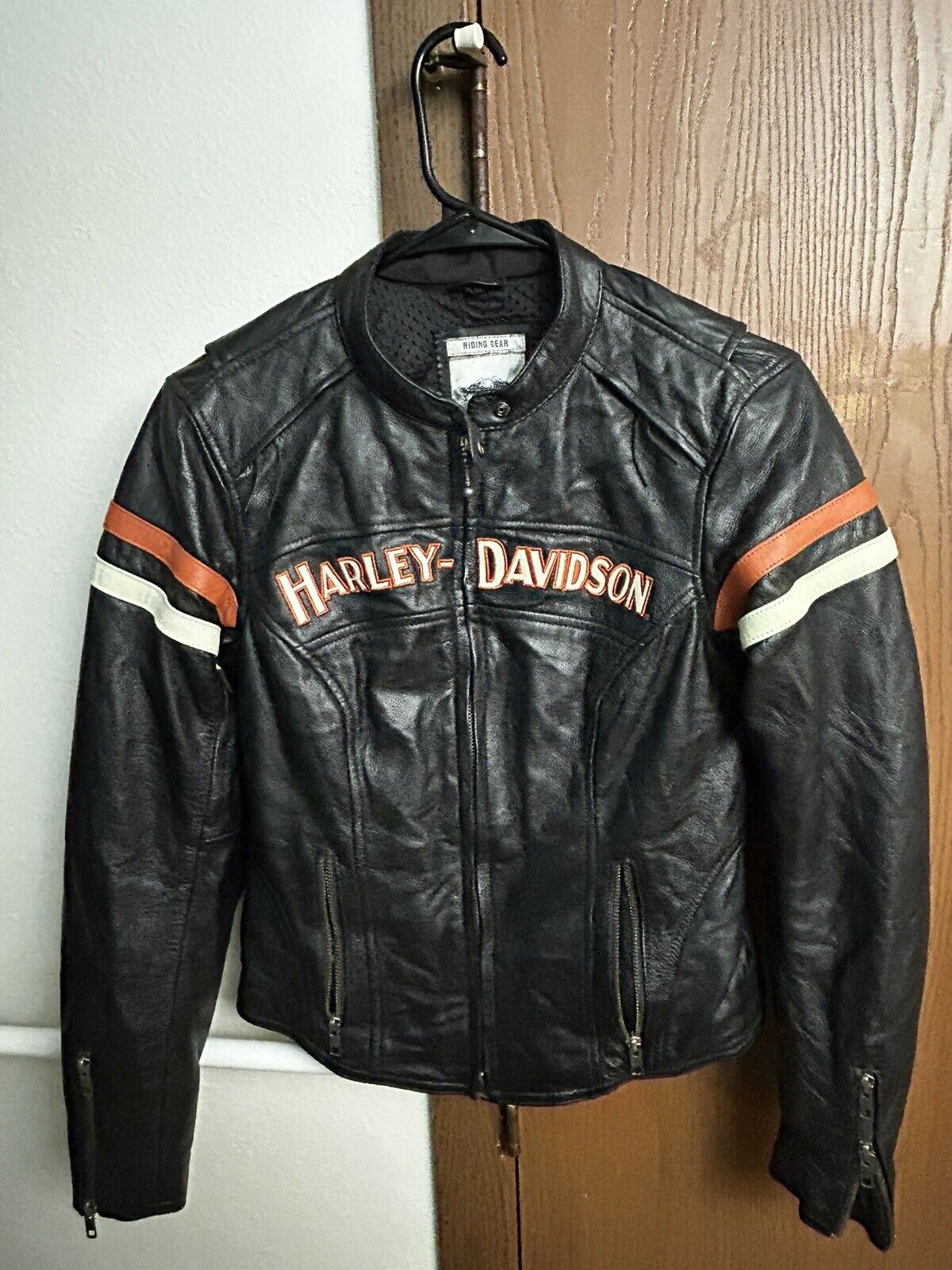 Harley Davidson Women’s MISS ENTHUSIAST Black Leather Jacket XS Racing MINT