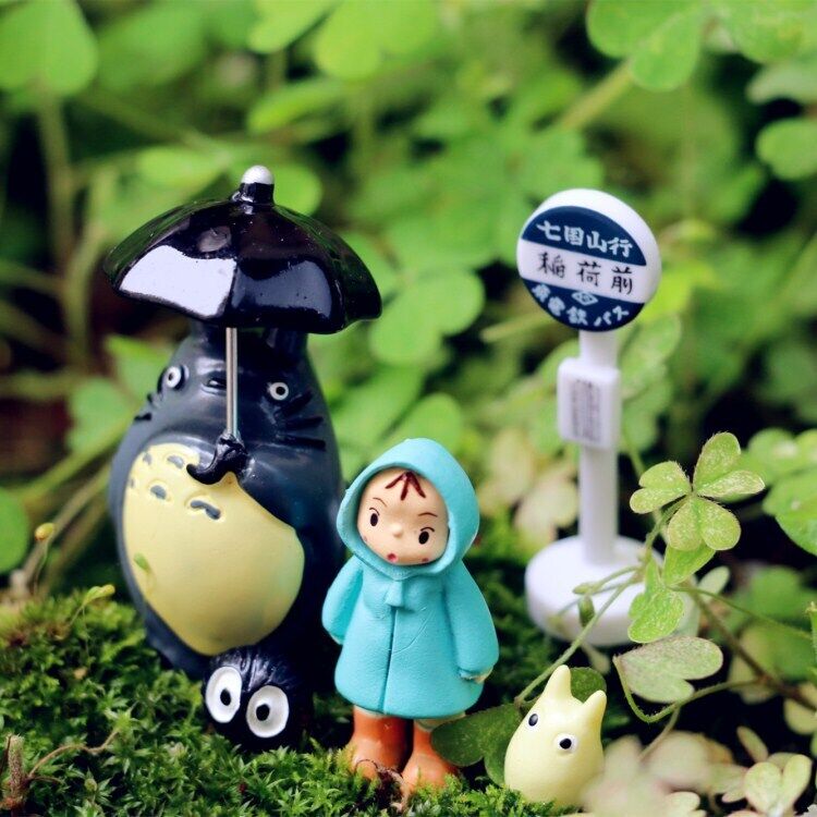 New 5pcs My Neighbor Totoro Figure Hayao Miyazaki Anime Bus Station Figure Gift