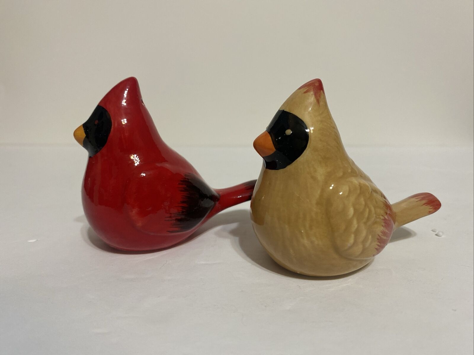 Hallmark Cardinals Salt and Pepper Shakers Male and Female Perfect Condition.