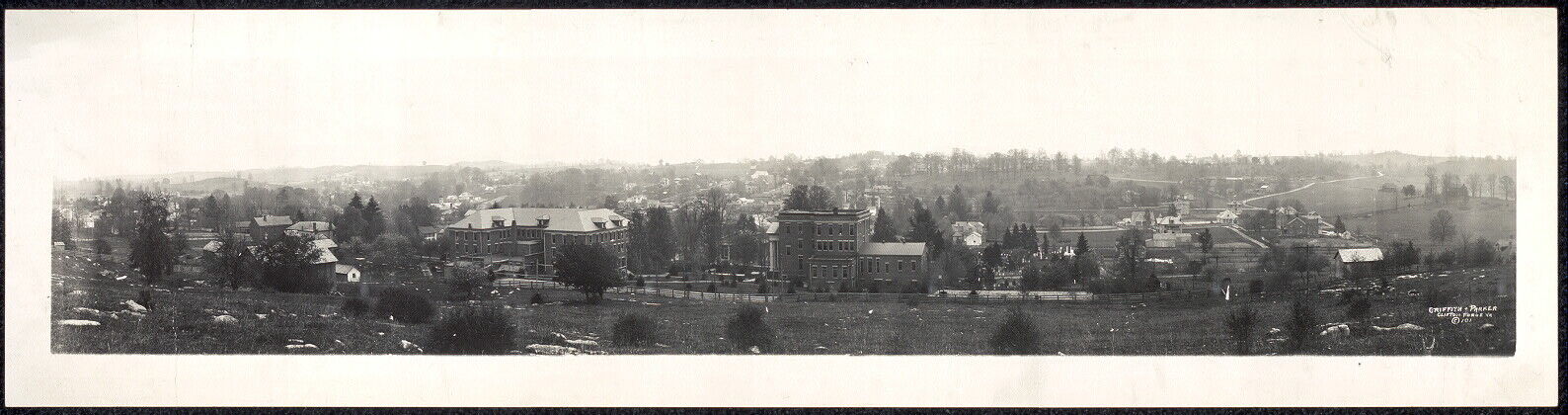 Photo:1913 Panoramic: Lewisburg,West Virginia