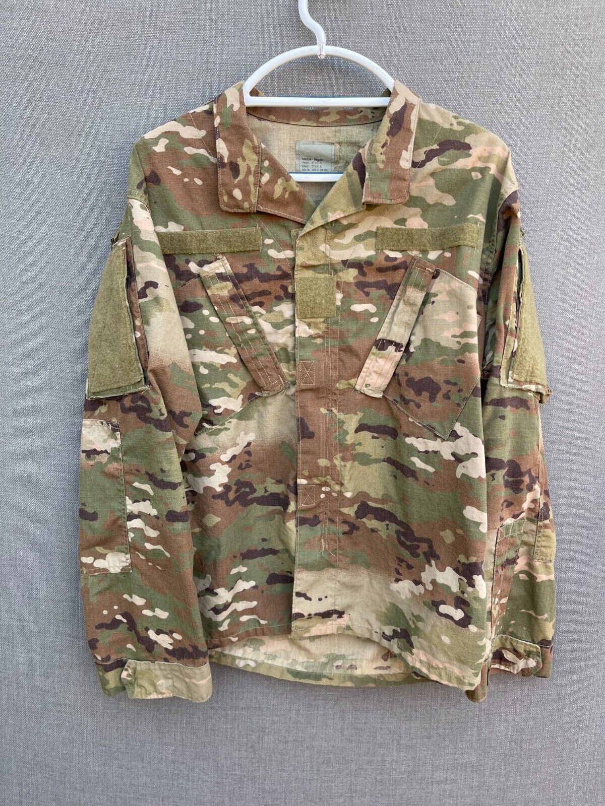 Army Combat Uniform Coat Adult Medium Multicam Flame Resistant Insect Military