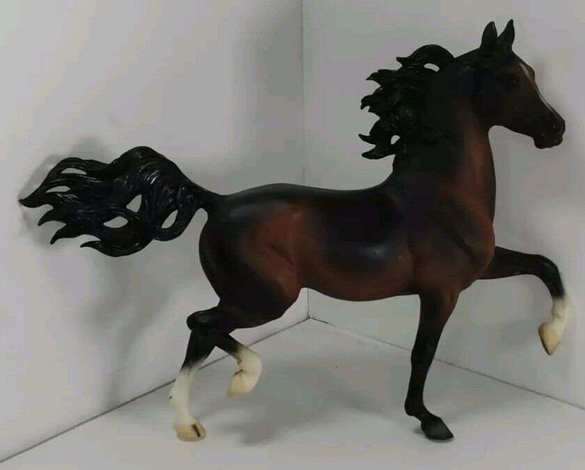Breyer # 472 Huckleberry Bey Champion Arabian Stallion Release 1999