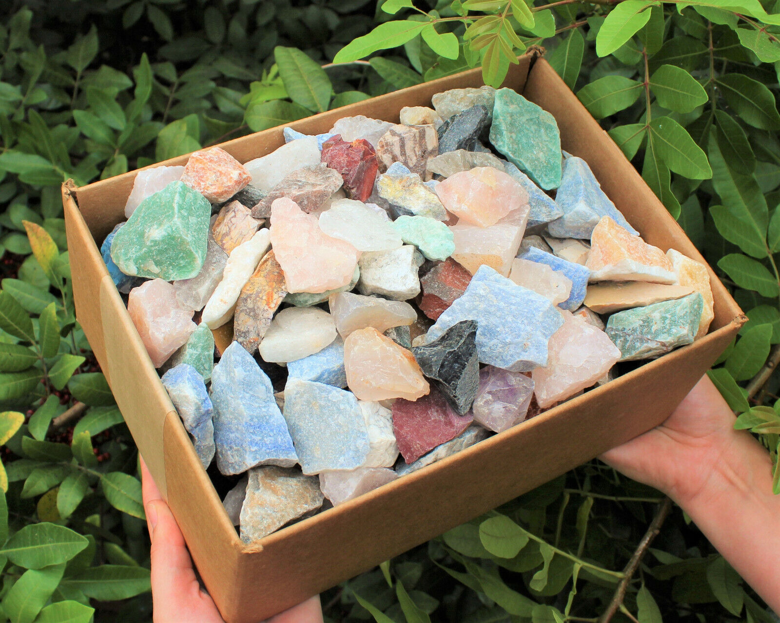 15 lb Bulk Garden Mix Assorted Rough Stones Clearance Box (Raw Natural Rocks)