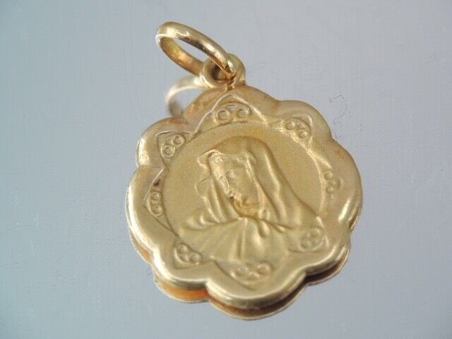 VINTAGE SOLID 750 18K YELLOW GOLD BLESSED MOTHER RELIGIOUS PENDANT