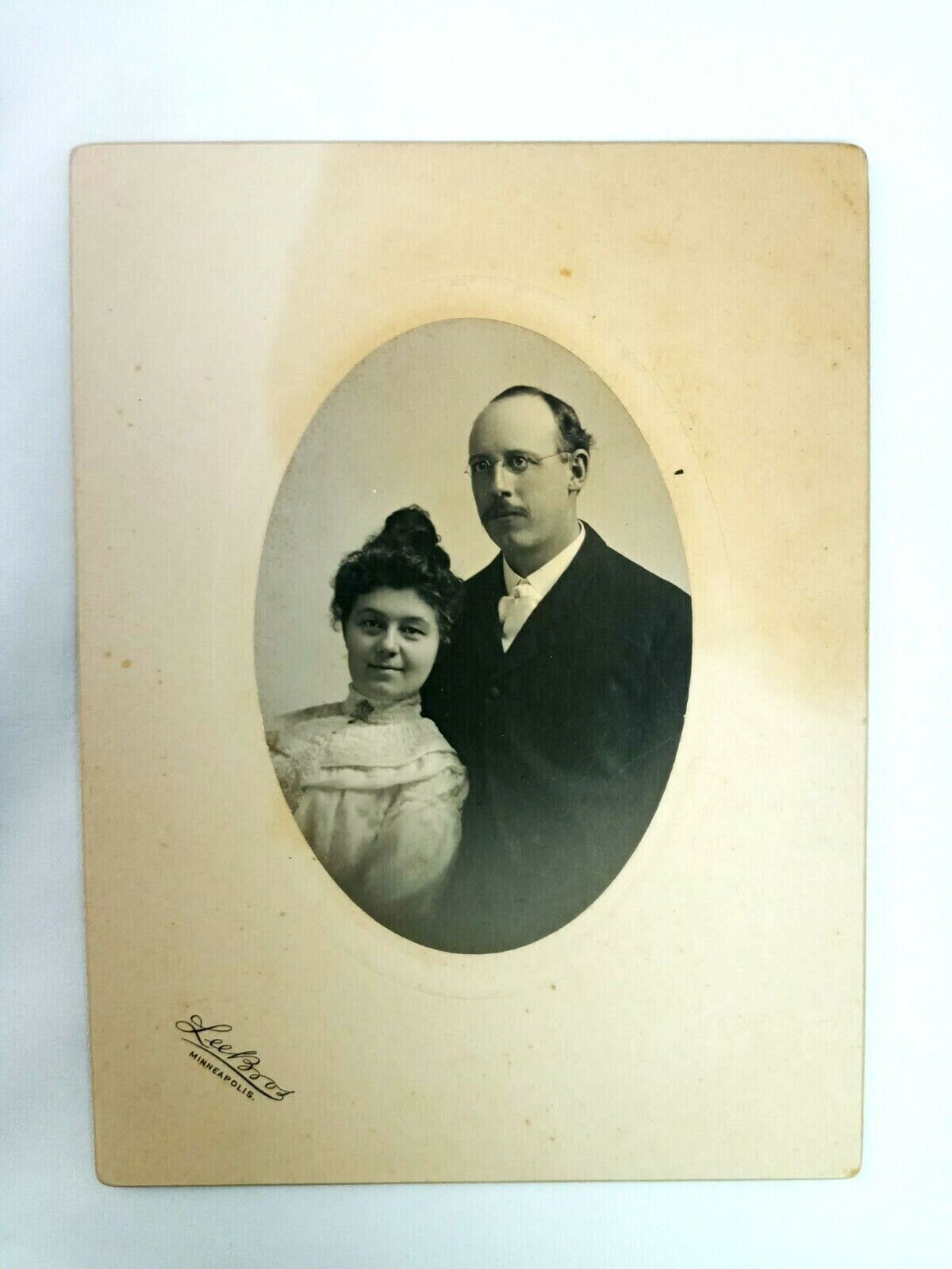 c.1900s Cabinet Card Woman & Man Wedding White Dress Portrait 6 X 8\